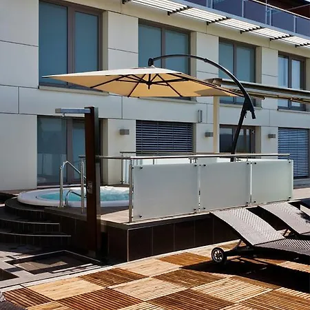 Wabi - Beauty & Dental Center Hotel